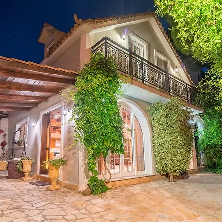 Averto Luxury Mansion